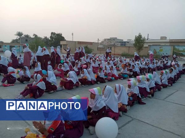 جشن «هفته سلامت روان» در مدرسه شهید سمیه میناب