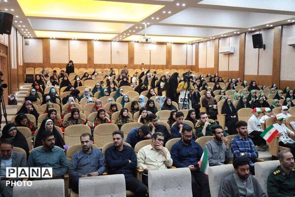 اختتامیه جشنواره‌های گروه‌های نقش‌آفرین فرهنگی هنری بسیج و سرود مقاومت خراسان شمالی 