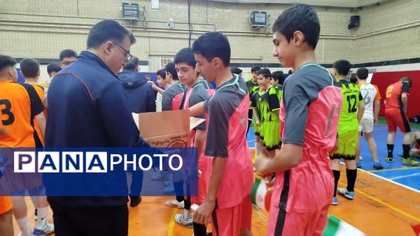 برگزاری جام اقتدار فوتسال شهرستان ساوه 