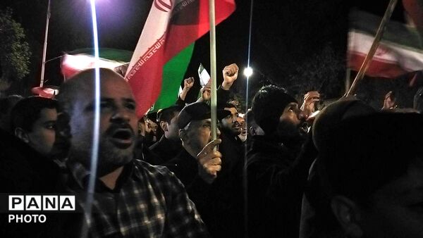 از پیر تا کودک برای حفظ وطن آمدند-۲