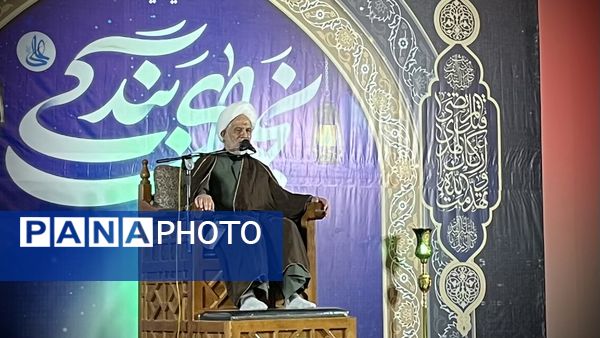 مراسم احیا شب بیست و یکم در حسینیه سفید اشکذر 