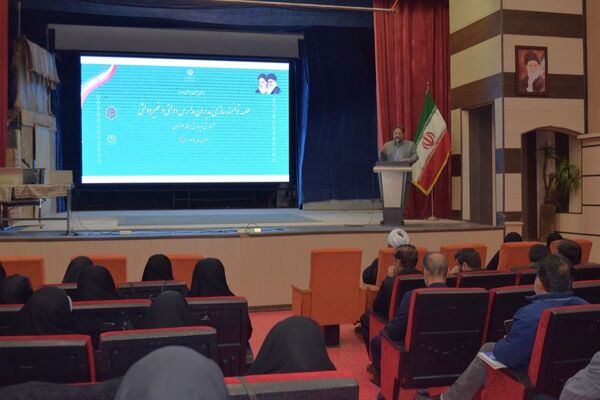 جلسه توانمندسازی مدیران مدارس دولتی و غیر دولتی منطقه ۱۴ 