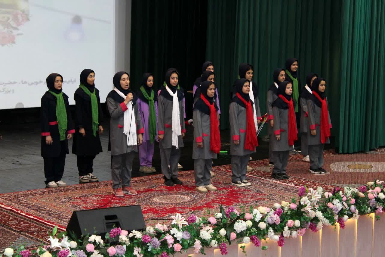 گرامیداشت دهه کرامت و بیست و ششمین سالروز تاسیس سازمان دانش‌آموزی، در منطقه ۱۰