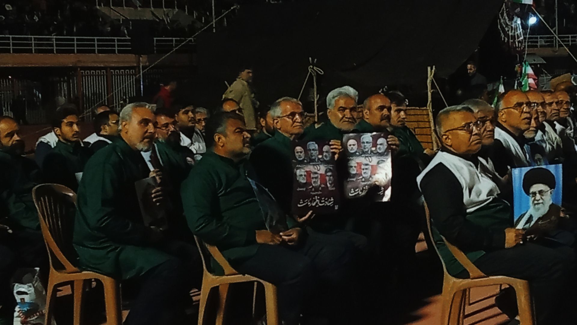 نوای همبستگی در ورزشگاه شهید باهنر کرمان