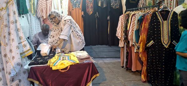 جشنواره‌‌ انبه و یاسمین گل شهرستان میناب