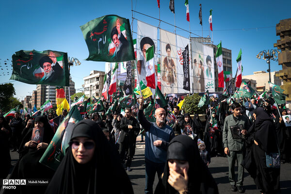 مراسم اربعین رهبر شهید انقلاب در تهران