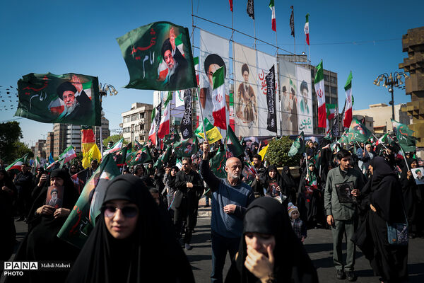 مراسم اربعین رهبر شهید انقلاب در تهران