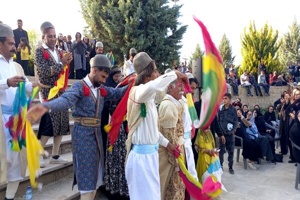 جشن نوروزگاه در پارک ساحلی یاسوج 