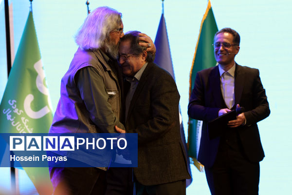 آیین اختتامیه دومین دوره جشنواره نمایش عروسکی تلویزیونی «عروسک خونه»