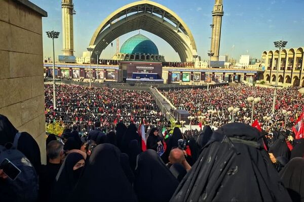 سوگ ملی در وداع با رهبر انقلاب 