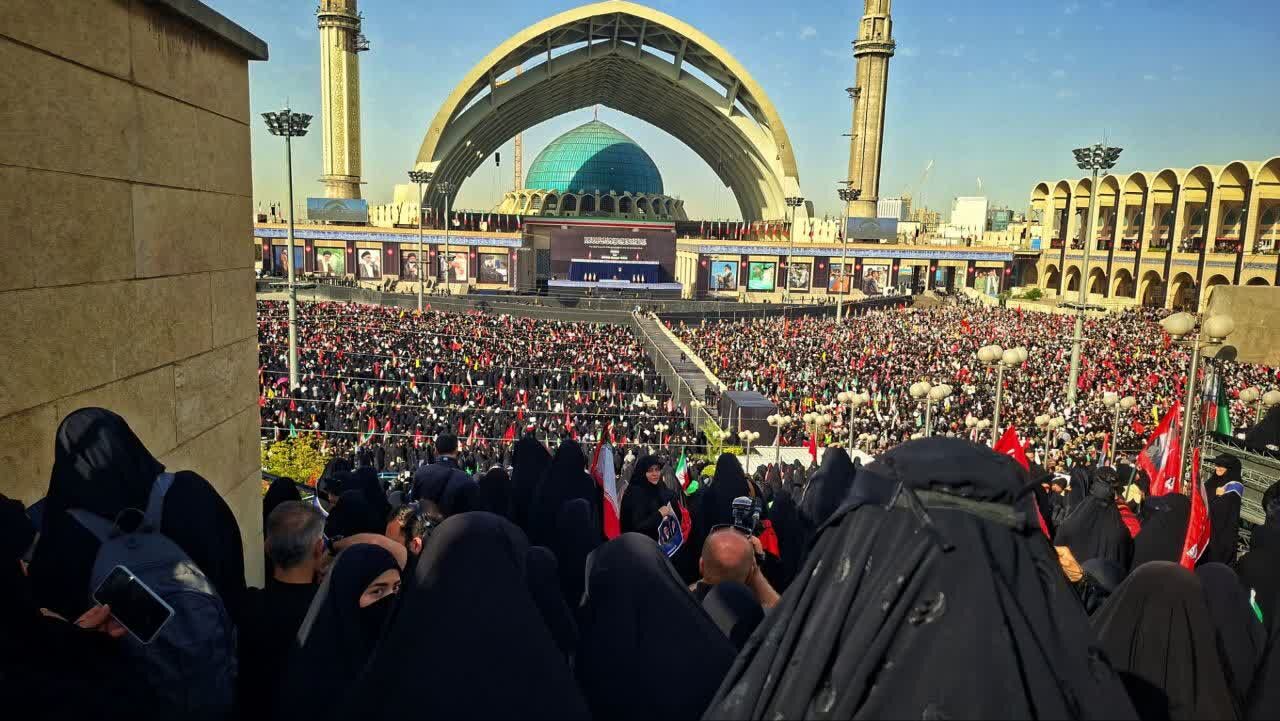 سوگ ملی در وداع با رهبر انقلاب 