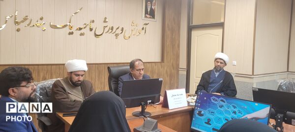 نشست هماهنگی سوگواره بزرگ نوجوانان حسینی در ناحیه یک بندرعباس