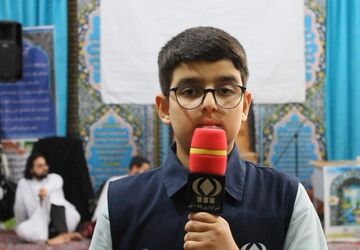 حال معنوی معتکفین نوجوان در مسجد امام رضا(ع) شهر جعفریه