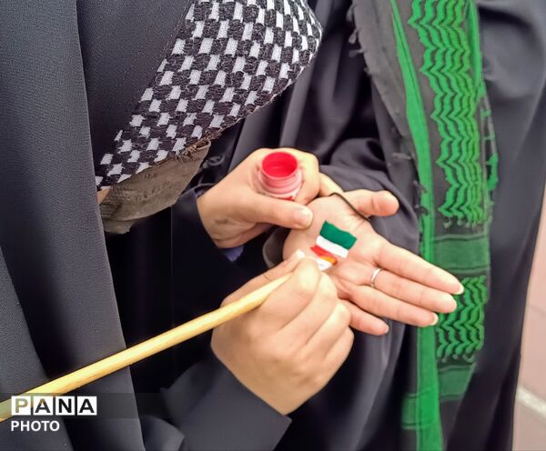 حضور نوجوانان همدان  در روز جهانی قدس