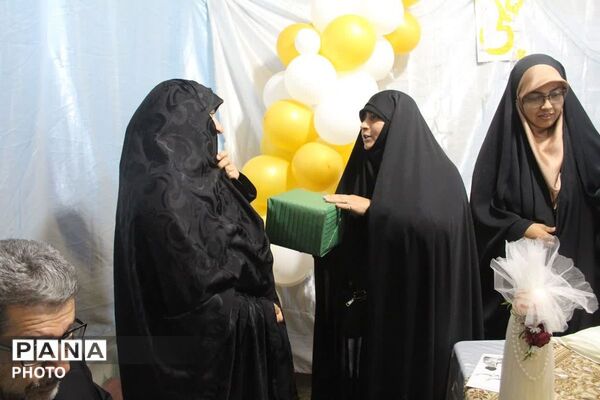 وقتی «بله» زیر سایه عشق علوی طنین‌انداز شد؛ روایت یک شب متفاوت در غرفه مهدی‌ یاران