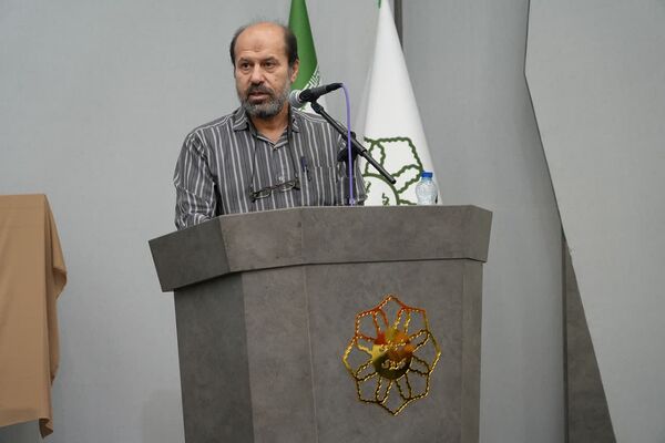 آیین رونمایی از دو اثر فاخر ادبی در شهرداری کهریزک 