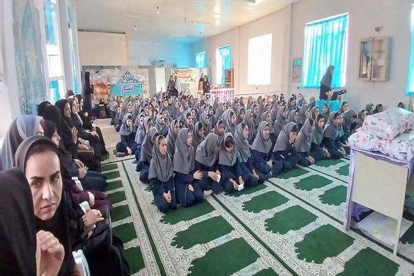 جشن روز معلم در مدرسه نمونه دولتی فدک