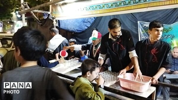 موکب روستای آهوان در هشتاد و دومین شب از اجتماعات مردمی 