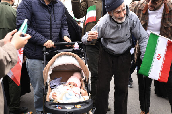 راهپیمایی ۲۲ بهمن در کرج 