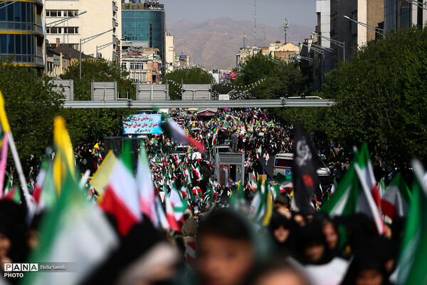 رزمایش «دختران جان فدای ایران»