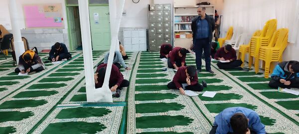  مسابقات قرآن، عترت و نماز سطح آموزشگاه در دبیرستان نمونه آیت‌الله خامنه‌ای