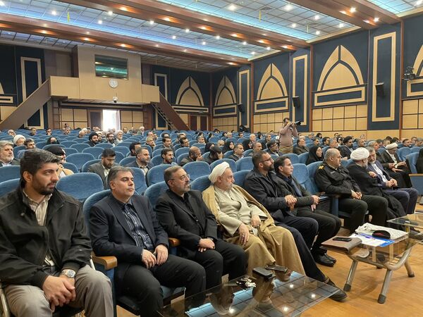 آیین رونمایی از کتاب راهبرد نگاری مازندران آینده 