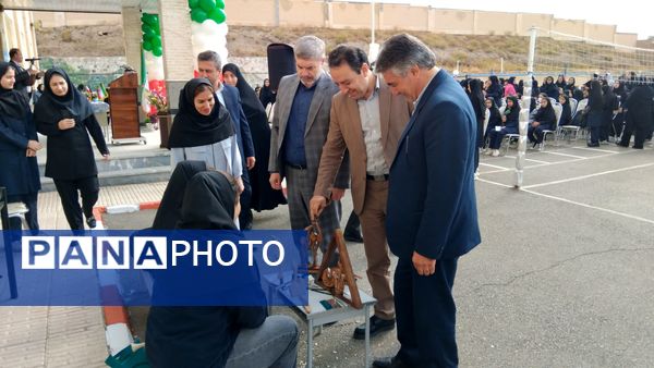 جشن جوانه‌ها در مدرسه دخترانه شهید رجایی اهر