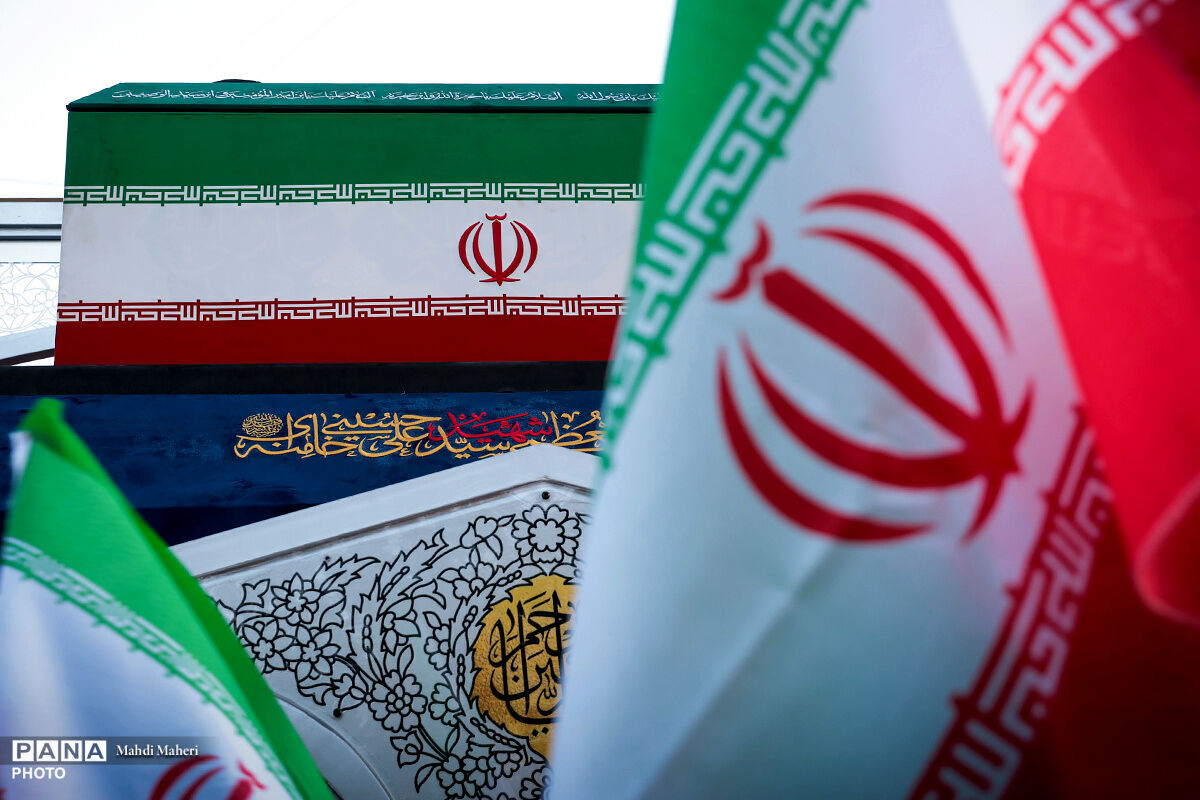 استقرار ۱۰۰۰ نیروی عملیاتی برای تامین آب در مراسم تشییع رهبر شهید در مشهد
