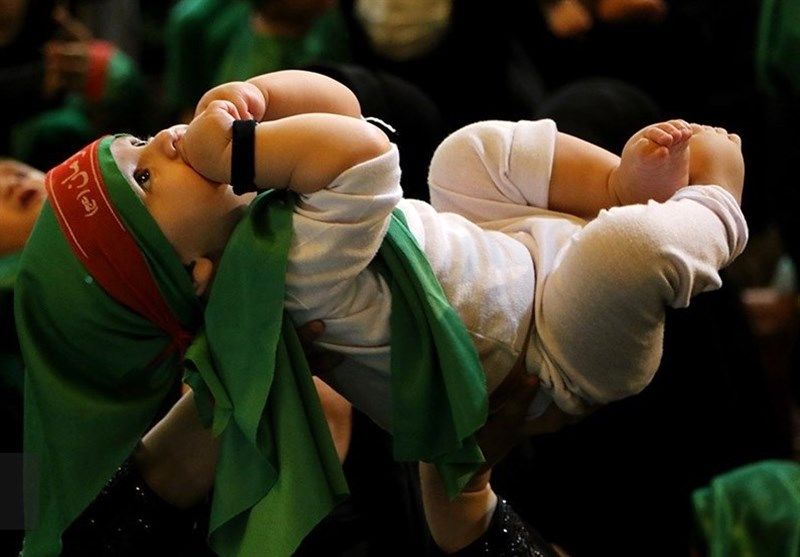 عشق‌بازی شیرخوارگان حسینی