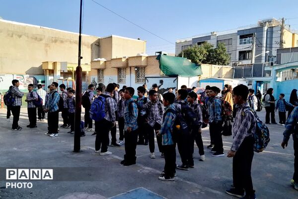 طنین زنگ مهر در دبستان شهید حاج قاسم سلیمانی