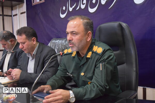 نشست خبری اصحاب رسانه در فارسان 