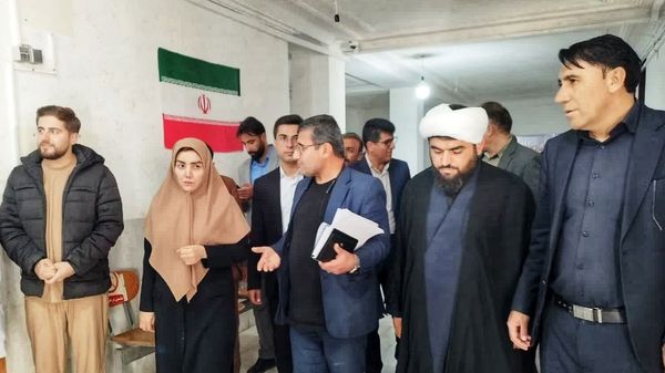بازدید سرپرست دانشگاه علوم پزشکی یاسوج از مراکز بهداشتی و درمانی شهرستان مارگون