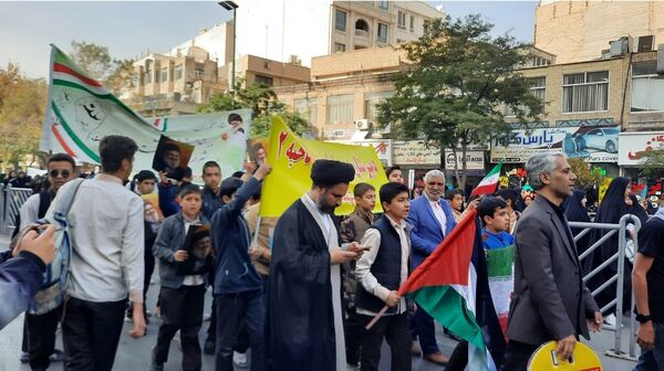  راهپیمایی ۱۳آبان روز ملی استکبار ستیزی و روز دانش آموز 
