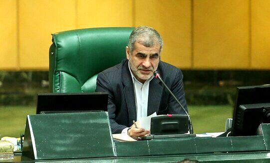نیکزاد: این جنگ، جنگ مقاومت است