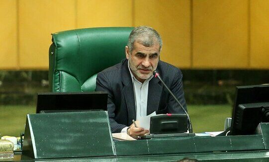 نیکزاد: این جنگ، جنگ مقاومت است