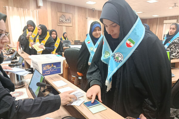 انتخابات مجلس دانش‌آموزی دختران در ناحیه ۴ شیراز