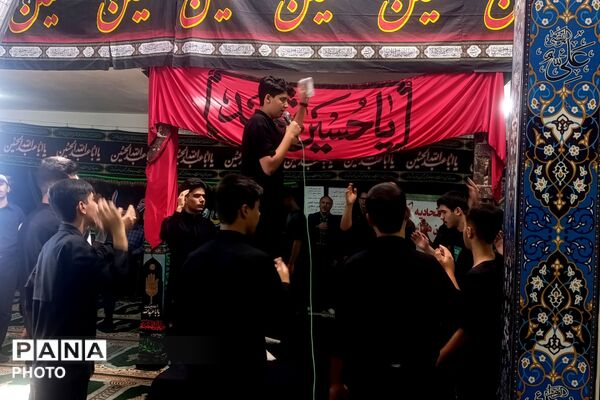 عشق حسینی در مدارس اسلام آباد غرب 
