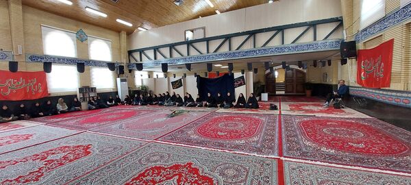 بازدید دانش‌آموزان از کارخانه آلومینای جاجرم و قلعه جلال الدین شهرستان گرمه