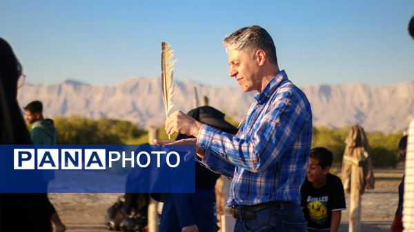 پاکسازی و کاشت نهال حرا در تالاب بندرخمیر