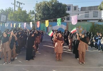 مراسم نخستین روز بازگشایی مدارس و گرامیداشت هفته دفاع مقدس در نورآباد