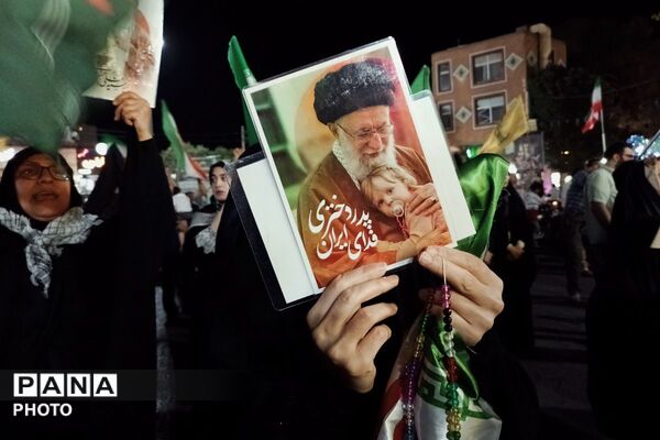 طنین دوباره شعارهای انقلابی در قلب ورامین