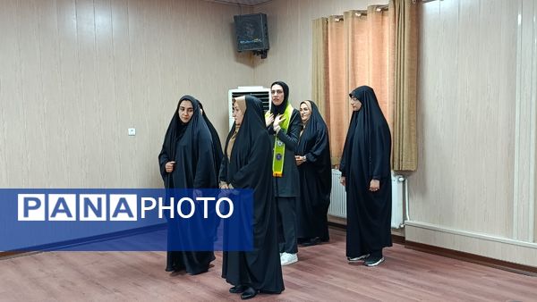 برگزاری دوره ضمن خدمت فعالیت های مکمل آموزشی و پرورشی در شهرستان ملارد