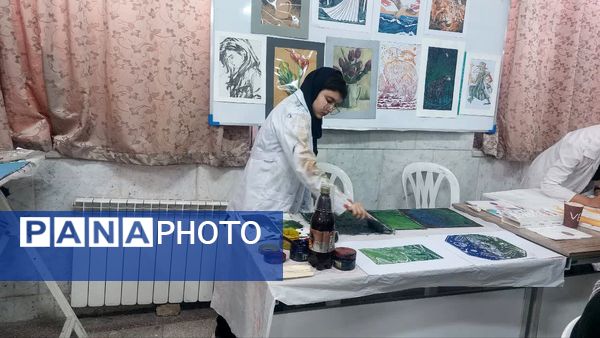 برگزاری جشنواره ماها(مدرسه آرمانی،هنر آسمانی) در هنرستان محمودیه بجنورد