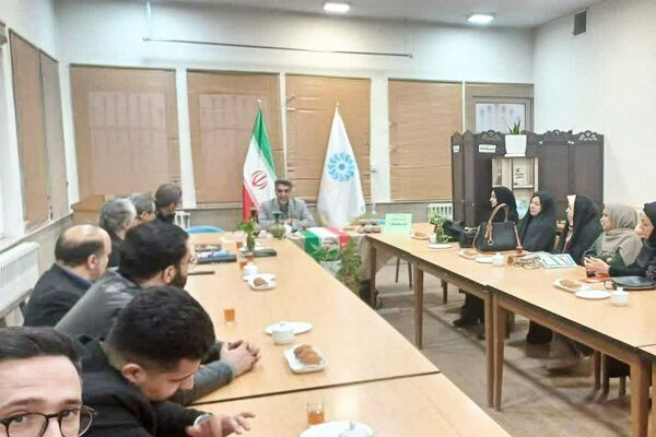 همزمان با دهه فجر، برگزاری برنامه‌های فرهنگی و کتابخوانی در کتابخانه پانزده خرداد پیشوا