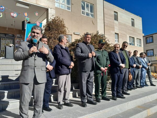 نغمه‌ای از دل تاریخ در آسمان امید