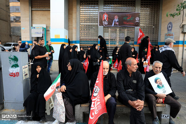 مراسم تشییع پیکر مطهر رهبر شهید انقلاب در تهران - 1
