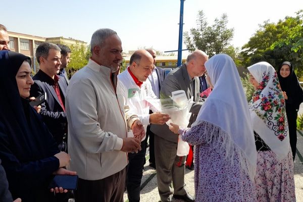 افتتاح همزمان ۵۱ زمین ورزشی در شهرستانهای استان تهران 