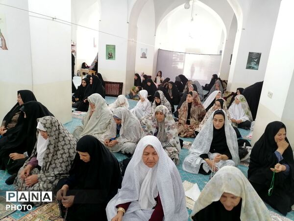 نماز جمعه در مسجد جامع شهرستان خلیل‌آباد