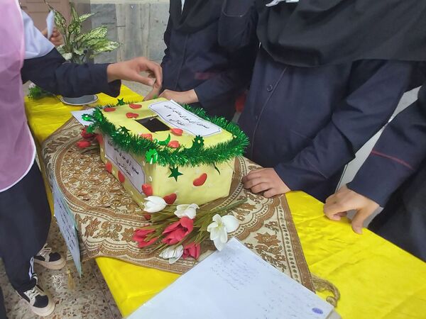 جلوه‌هایی از انتخابات شورای دانش‌آموزی در مدرسه حضرت آسیه(س) قم