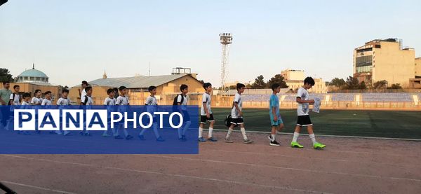 مسابقات لیگ فوتبال 13 ساله‌های قم